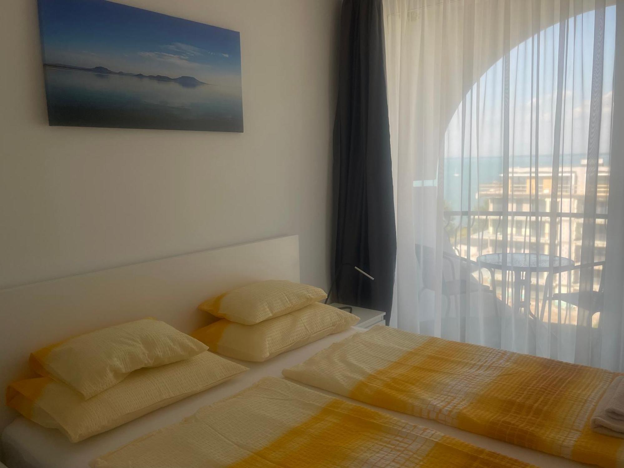 Vizparti Apartman Siófok Buitenkant foto